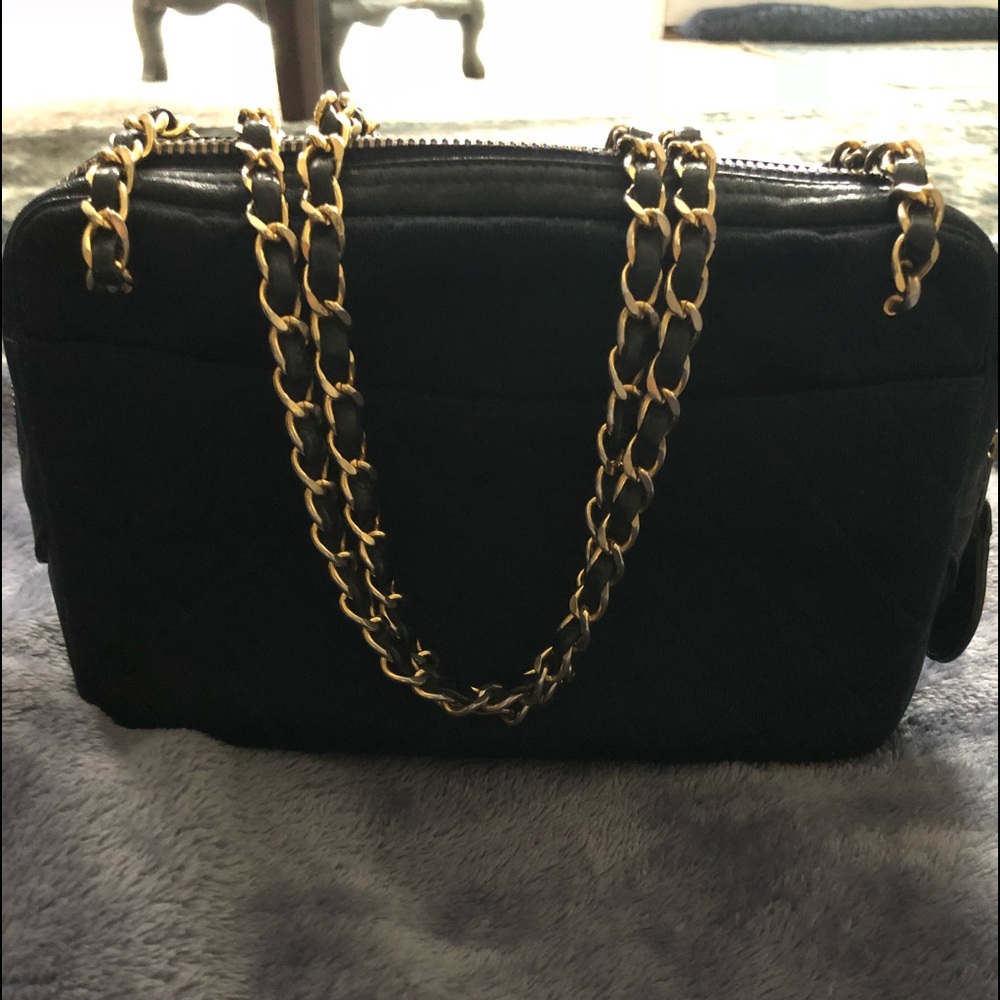 Chanel Demin & Leather Camera Bag 😍